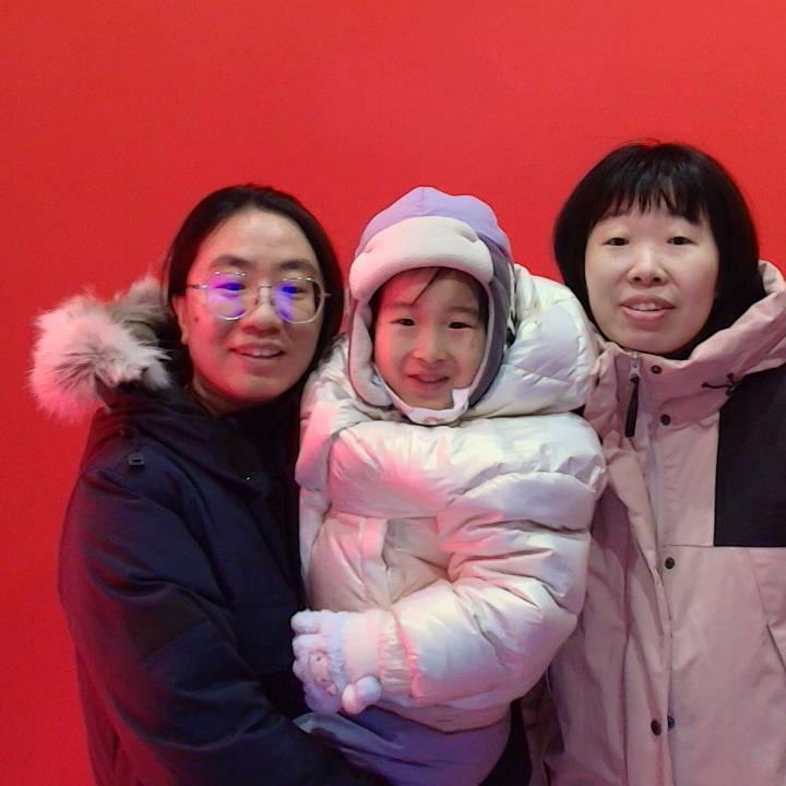 麦当劳AI拍照互动软件